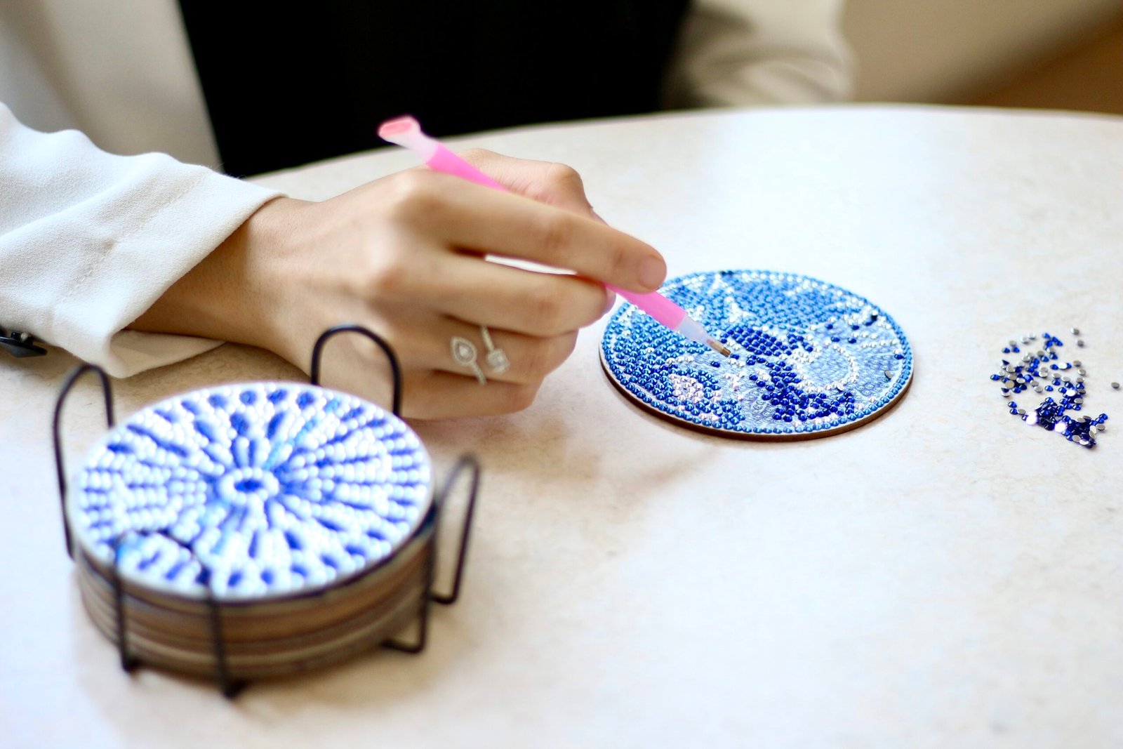 مجموعة قواعد أكواب القهوة